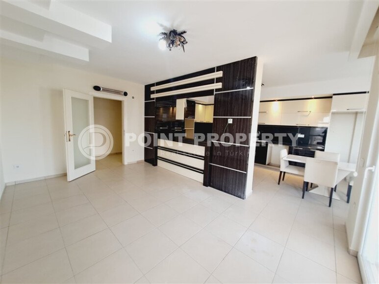 Spacious apartment 250 m² with the possibility of residence permit and citizenship in the Oba area-id-9608-photo-3