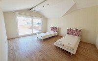 Spacious apartment 250 m² with the possibility of residence permit and citizenship in the Oba area-id-9608-photo-10