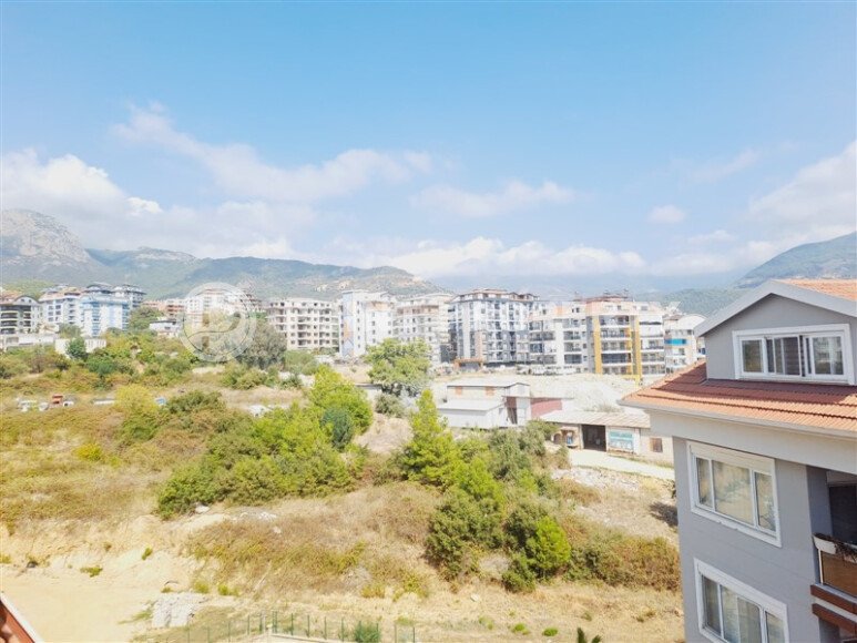Просторная квартира 250 м² с возможностью ВНЖ и гражданства в районе Оба-id-9608-фото-24