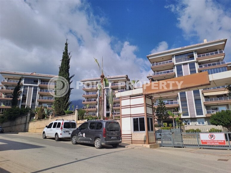 Spacious apartment 250 m² with the possibility of residence permit and citizenship in the Oba area-id-9608-photo-26