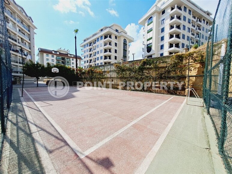 Spacious apartment 250 m² with the possibility of residence permit and citizenship in the Oba area-id-9608-photo-29