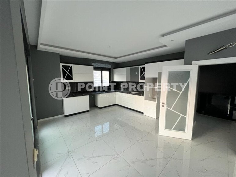 Садовый дуплекс 250 м² с панорамным видом на море и город в Бекташ, Аланья-id-9625-фото-3