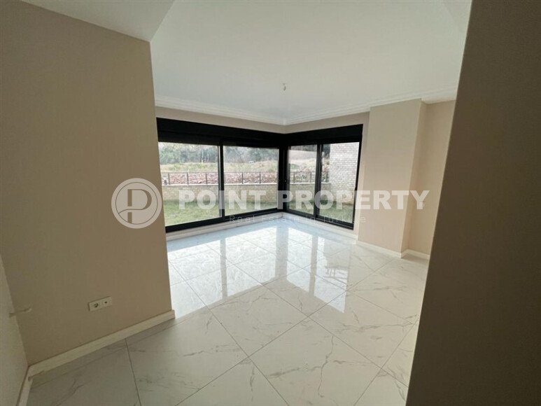 Садовый дуплекс 250 м² с панорамным видом на море и город в Бекташ, Аланья-id-9625-фото-8