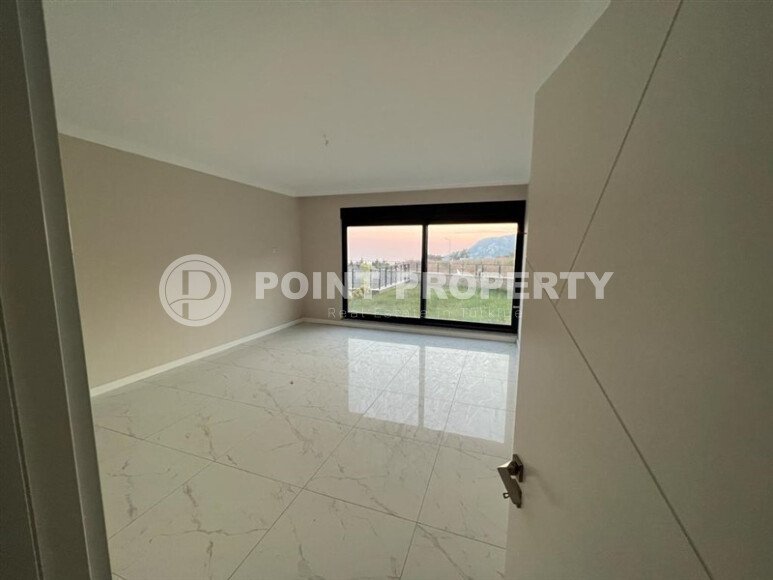 Садовый дуплекс 250 м² с панорамным видом на море и город в Бекташ, Аланья-id-9625-фото-13