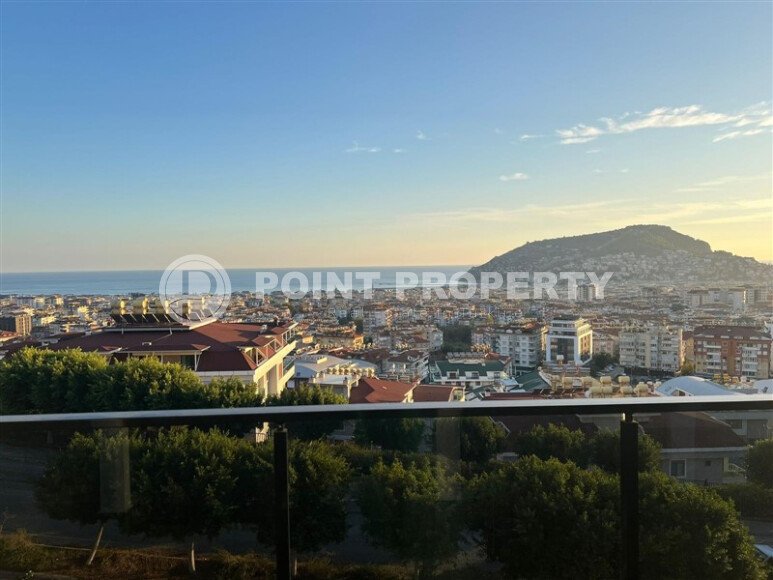 Панорамный дуплекс 150 м² в центре Аланьи - районе Кючюкхасабахче с видом на море и город-id-9627-фото-1