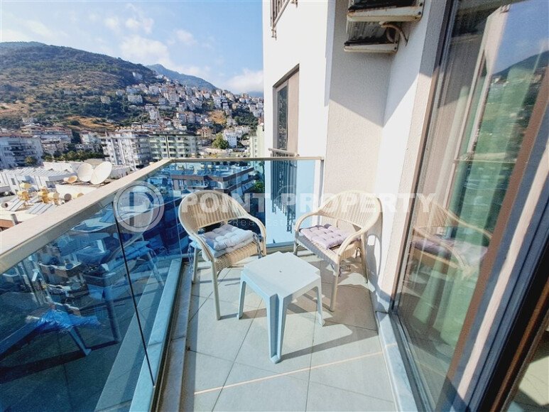 Furnished duplex 2+1, 100 m² in the center of Alanya with hotel infrastructure in the Cleopatra beach area-id-9630-photo-12