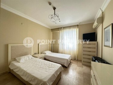 Panoramic apartment, 140 m², Kargicak district-id-9649-photo-3