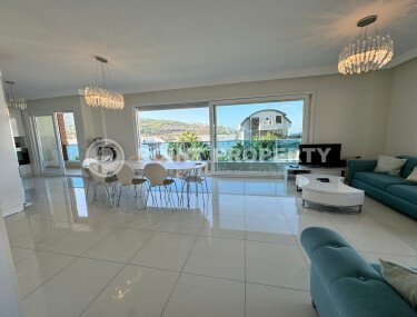 Villa 4+1, 300 m² with private pool and garden in Kargicak-id-9651-photo-5