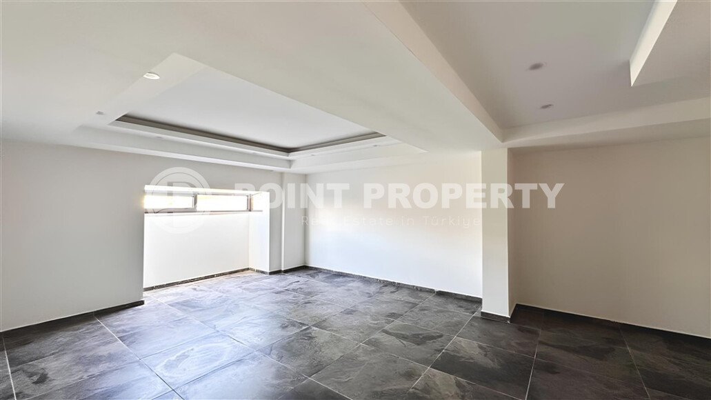 Modern duplex 140 m² with terrace and picturesque view in Kargicak-id-9652-photo-3