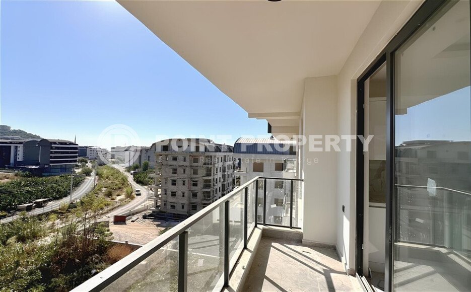 Modern duplex 140 m² with terrace and picturesque view in Kargicak-id-9652-photo-17