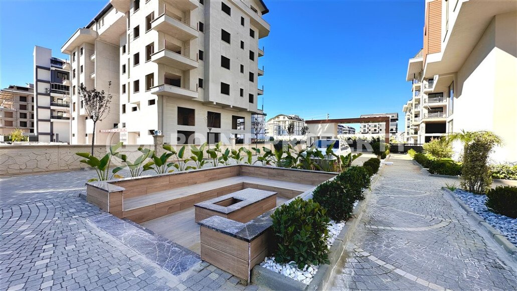 Modern duplex 140 m² with terrace and picturesque view in Kargicak-id-9652-photo-26