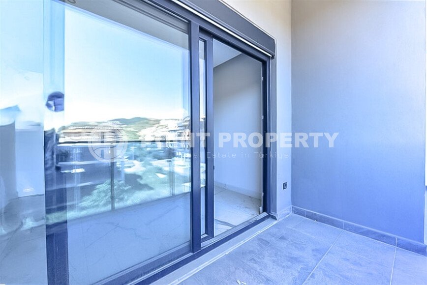 1+1 apartment with sea view in Kargicak area-id-9653-photo-5