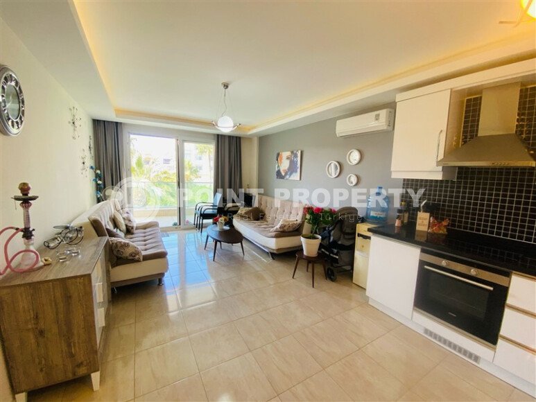 Spacious 70 m² apartment in the Oba area with a residence permit, in a multifunctional complex-id-9659-photo-3