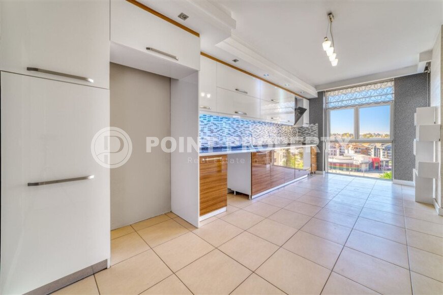 Elegant 165 m² apartment in Oba with separate kitchen and possibility of residence permit and citizenship-id-9661-photo-4