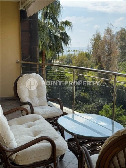 Просторная меблированная квартира 2+1, 120 м² в центре Аланьи у моря, в комплексе с богатой инфраструктурой и большой территорией.-id-9670-фото-2