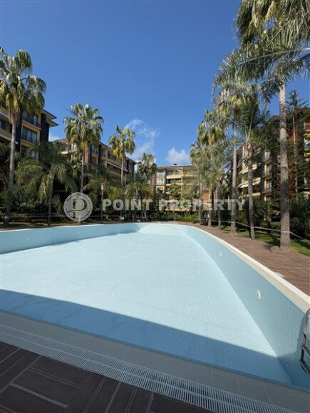 Просторная меблированная квартира 2+1, 120 м² в центре Аланьи у моря, в комплексе с богатой инфраструктурой и большой территорией.-id-9670-фото-17