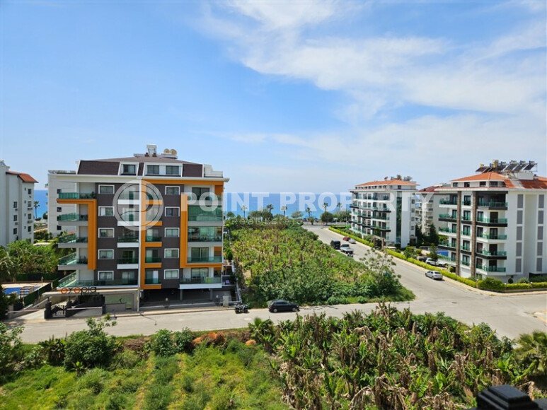 Квартира с видом на море всего в 200 метрах от побережья в районе Кестель-id-9672-фото-2