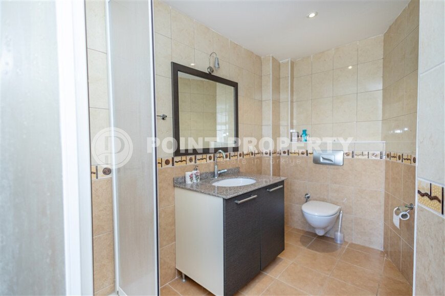 Cozy apartment 110 m² in the Tosmur area with a residence permit, partial sea view-id-9685-photo-15