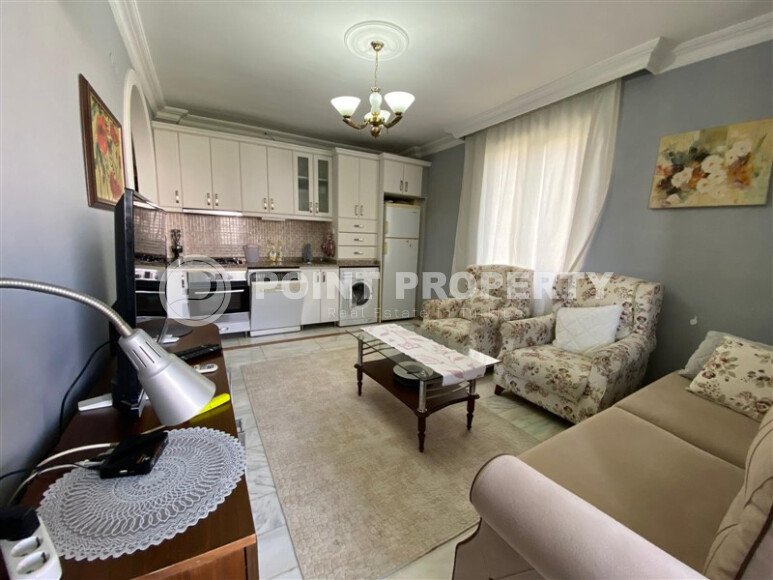 Spacious apartment 75 m² in the Nizhnyaya Oba area - 300 m to the sea-id-9688-photo-1