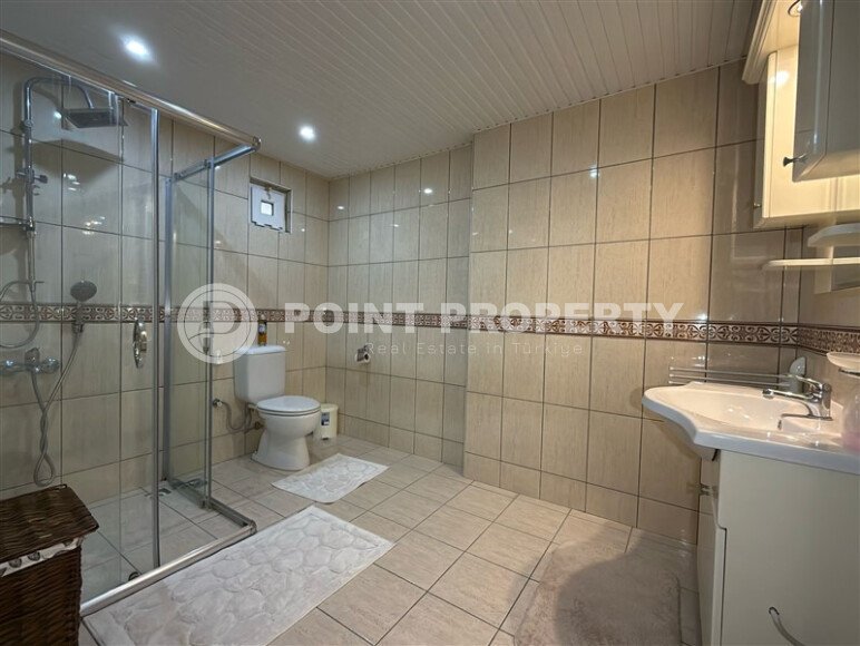 Просторная квартира в европейском районе Оба в 400 метрах от моря.-id-9712-фото-17