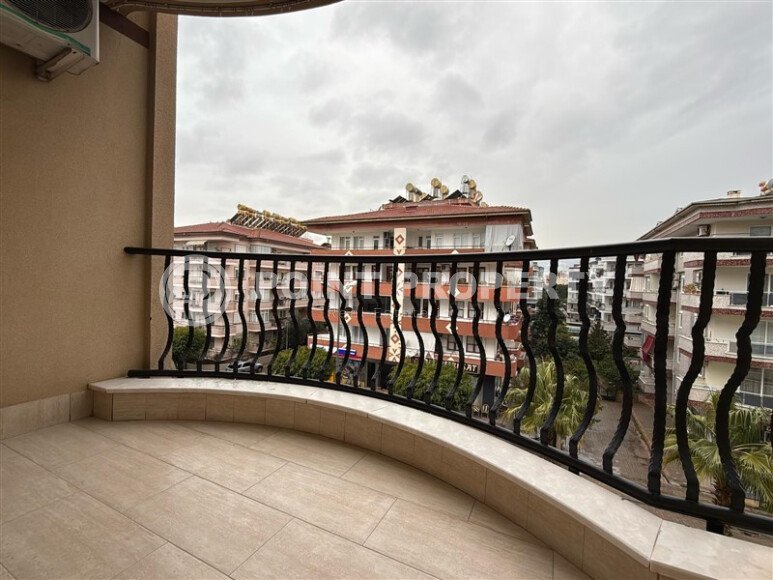 Просторная квартира в европейском районе Оба в 400 метрах от моря.-id-9712-фото-19