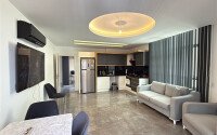 Three-room apartment right on the seashore in the center of Alanya directly from the owner.-id-9713-photo-1