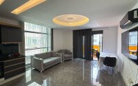 Three-room apartment right on the seashore in the center of Alanya directly from the owner.-id-9713-photo-2