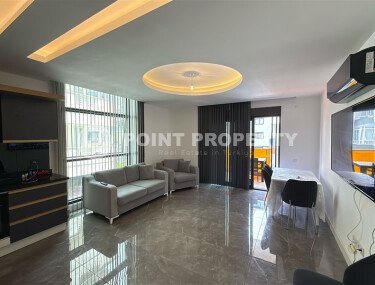 Three-room apartment right on the seashore in the center of Alanya directly from the owner.-id-9713-photo-2