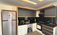 Three-room apartment right on the seashore in the center of Alanya directly from the owner.-id-9713-photo-3