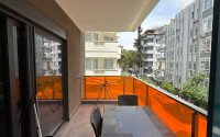 Three-room apartment right on the seashore in the center of Alanya directly from the owner.-id-9713-photo-11