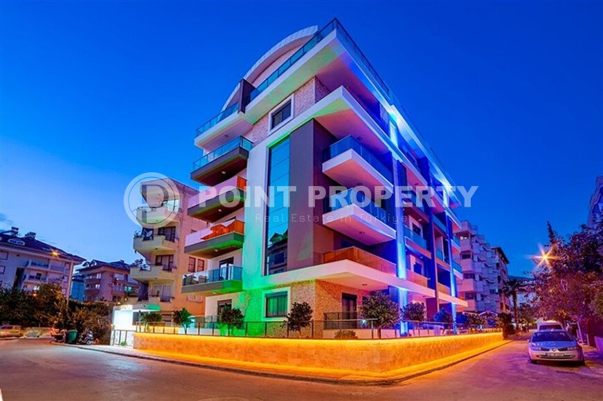 Three-room apartment right on the seashore in the center of Alanya directly from the owner.-id-9713-photo-22