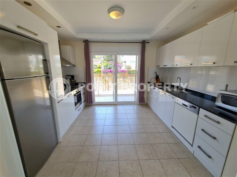 Просторная квартира 100 м² в районе Нижняя Оба, ВНЖ-id-9422-фото-5