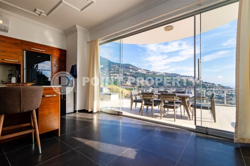 Панорамная вилла 140 м² в районе Тепе с видом на крепость, море и город, ВНЖ-id-9720-фото-6