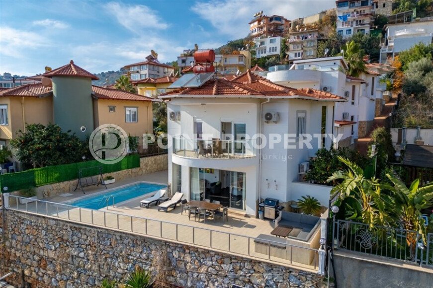 Панорамная вилла 140 м² в районе Тепе с видом на крепость, море и город, ВНЖ-id-9720-фото-33