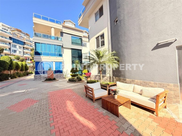 Стильная квартира  60 м² в районе Клеопатры, центр Аланьи с паркингом и большой территорией, ВНЖ-id-9723-фото-21