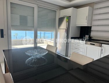 Видовая квартира 110 м² в районе Кестель на первой линии с мебелью и панорамой моря-id-9724-фото-4