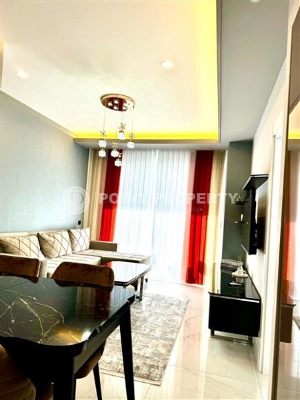 Furnished 1+1 apartment 50 m² in the center of Alanya on Cleopatra Beach-id-9727-photo-3