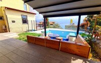 Stylish 78 m² apartment with terrace, garden and swimming pool in Kale area – in the heart of Alanya-id-9734-photo-17