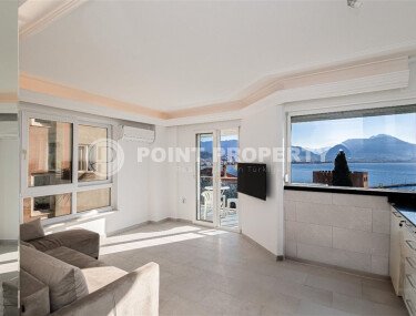 Authentic 50 m² apartment in the heart of Alanya with sea view and residence permit option-id-9735-photo-4