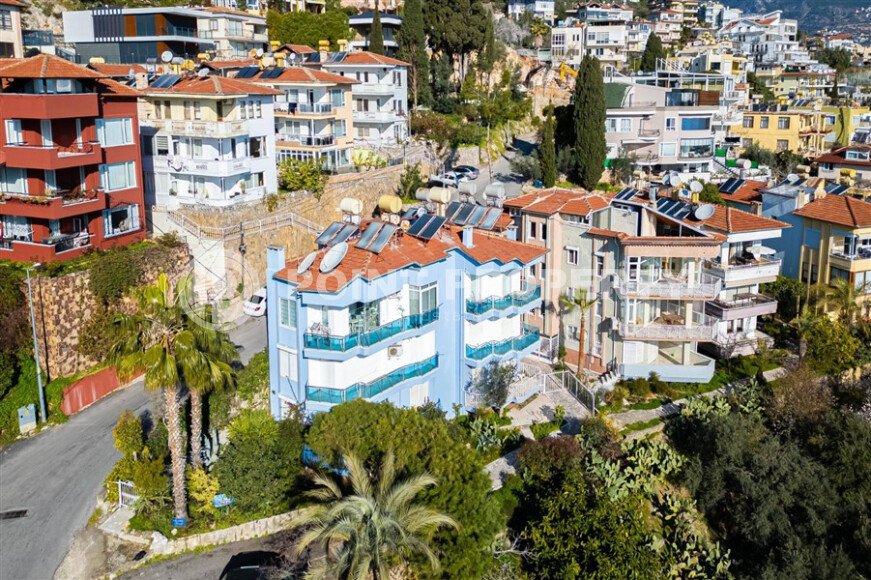 Authentic 50 m² apartment in the heart of Alanya with sea view and residence permit option-id-9735-photo-16