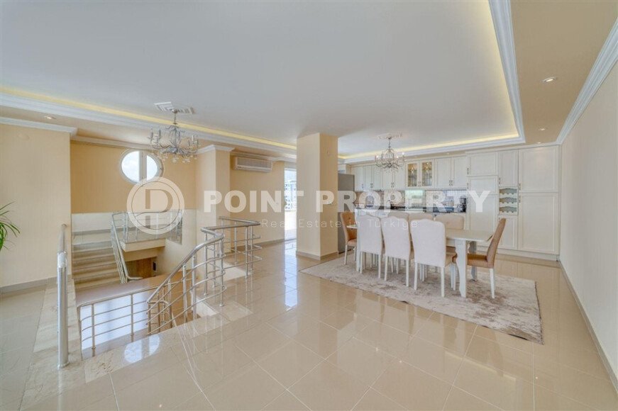 Панорамный дуплекс 240 м² с панорамным видом на море в Махмутларе-id-9738-фото-10