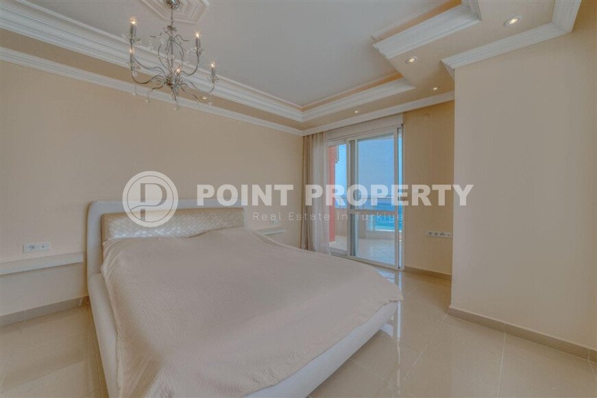 Панорамный дуплекс 240 м² с панорамным видом на море в Махмутларе-id-9738-фото-21