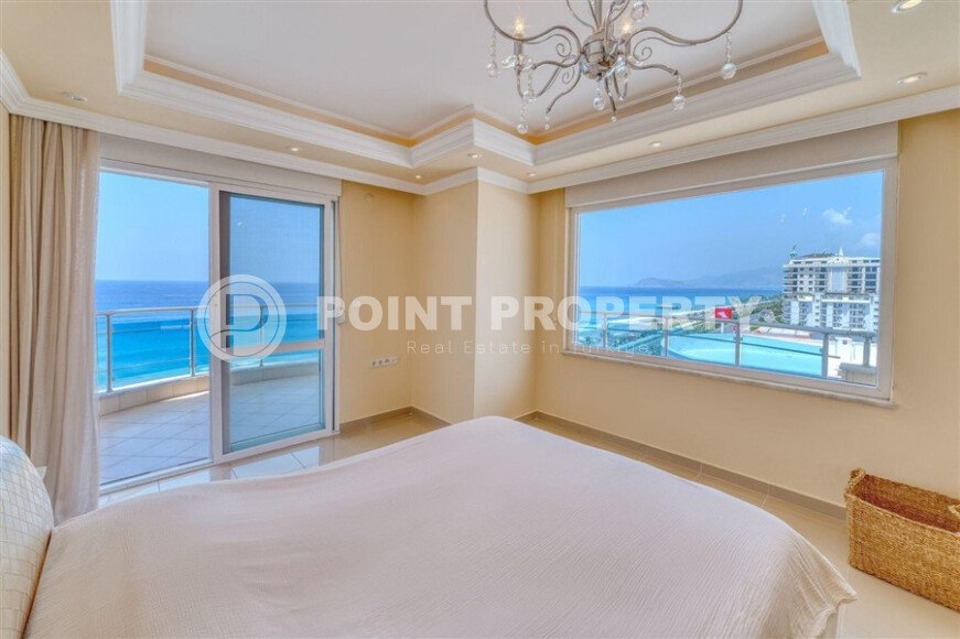 Панорамный дуплекс 240 м² с панорамным видом на море в Махмутларе-id-9738-фото-26