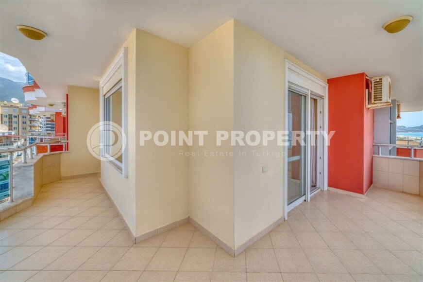 Панорамный дуплекс 240 м² с панорамным видом на море в Махмутларе-id-9738-фото-37