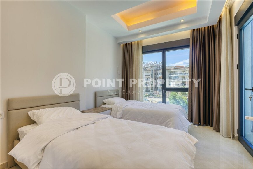 Family apartment 125 m² in the center of Alanya with separate kitchen and hotel infrastructure-id-9743-photo-10
