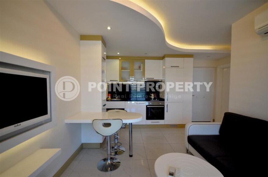 Comfortable apartment 48 m² in the center of Alanya next to TAPU, in a hotel-type complex, Cleopatra-id-9744-photo-4