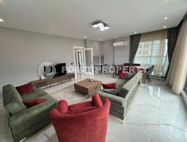 Spacious furnished apartment 145 m² in the center of Alanya with a separate kitchen and a residence permit-id-9745-photo-8