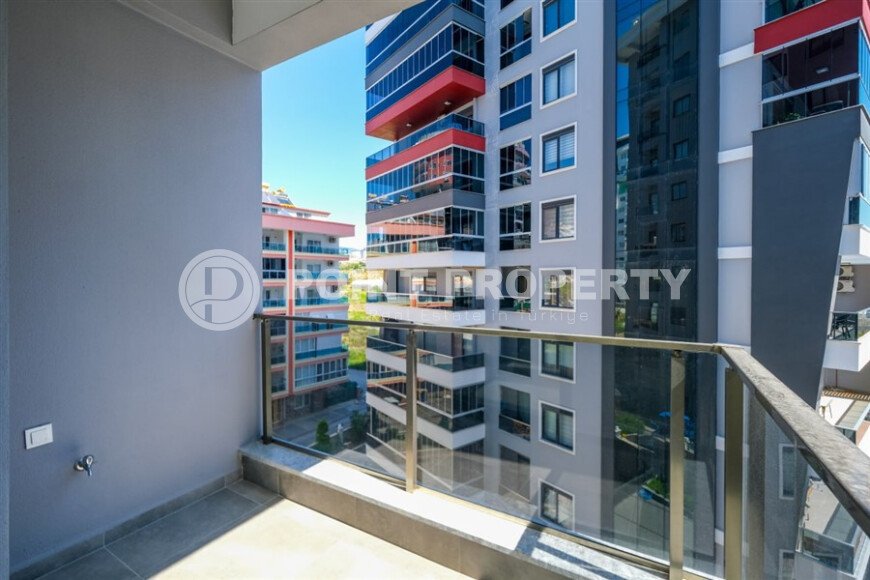 New 1+1 apartment with finished renovation in Mahmutlar area-id-9757-photo-24