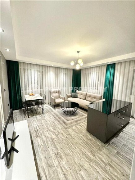 Apartment in the center of Alanya for residence permit for urgent sale.-id-9761-photo-1