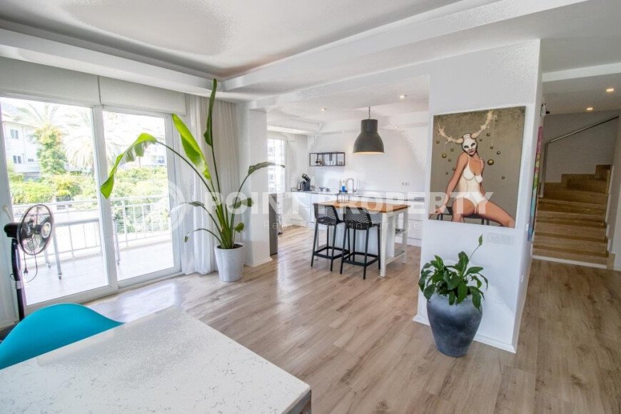 Stylish penthouse with a large terrace in a complex with infrastructure of 200 sq.m.-id-9763-photo-1